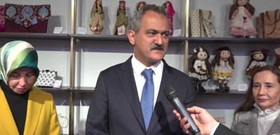 Bakan Özer, Meb'in ilk moda akademisini ziyaret etti! Öğretmen ve usta öğreticilerle sohbet etti