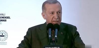 Başkan Erdoğan Romanlarla iftar yaptı! Elit azınlığa mesaj g&ouml;nderdi