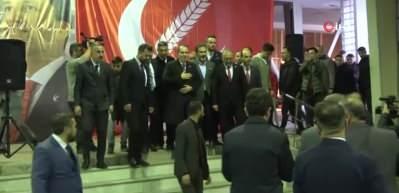 Fatih Erbakan'dan 6'lı masaya &ccedil;ok sert s&ouml;zler PKK ve FET&Ouml;'n&uuml;n a&ccedil;ık&ccedil;a desteği var...