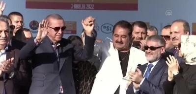 Tatlıses sessizliğini Cumhurbaşkanı Erdoğan'la bir fotoğrafını paylaşarak bozdu