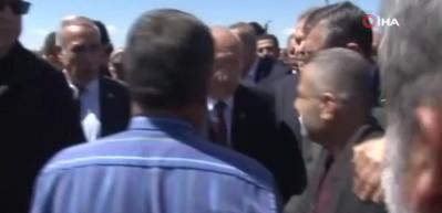 Adıyaman'da Kemal Kılı&ccedil;daroğlu'na tepki: Bu Fatiha okumasını ne bilsin