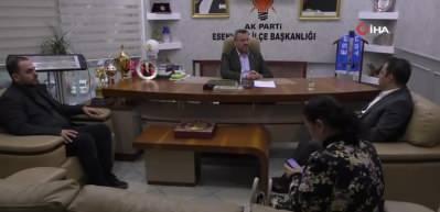 AK Parti milletvekili adayı Harun &Ccedil;elik, Esenyurt'ta kararsız genci b&ouml;yle ikna etti