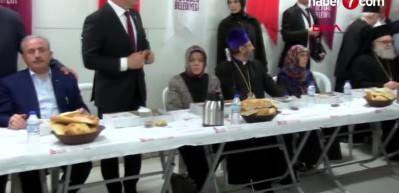 Hatay'da 3 semavi dinin liderleri depremzedelerle iftar yaptı