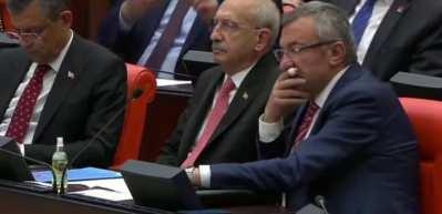 AK Partili Akbaşoğlu, Kılı&ccedil;daroğlu'nun 23 Nisan &ouml;zel oturumundaki iddialarını tek tek &ccedil;&uuml;r&uuml;tt&uuml;...