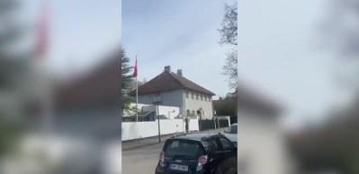 Danimarka'da Kur'an-ı Kerim ve T&uuml;rk bayrağına karşı provokatif saldırılar s&uuml;r&uuml;yor