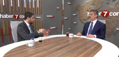 AK Parti milletvekili adayı C&uuml;neyt Y&uuml;ksel muhalefetin dilinden d&uuml;ş&uuml;rmediği 3 d&ouml;nem tartışmasına cevap verdi!