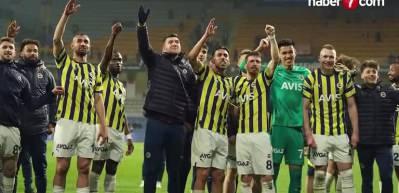 S&uuml;per Lig'de s&uuml;per kapışma! İşte şampiyonluk ihtimalleri