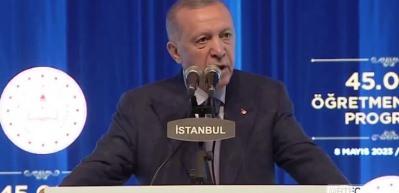 B&ouml;ylesi hi&ccedil; olmamıştı! 45 bin &ouml;ğretmenin ataması yapılıyor...
