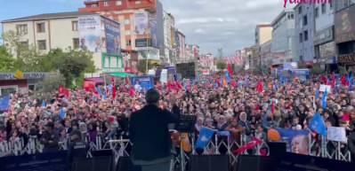 Uğur Işılak AK Parti mitinginde dikkat &ccedil;eken a&ccedil;ıklama! "Şehitlerin katiliyle iş tutup..."