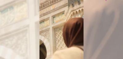 AK Parti'nin baş&ouml;rt&uuml; klibi g&uuml;ndem oldu! &Uuml;niversitenin kapısından &ouml;zg&uuml;rce girebilmek i&ccedil;in...