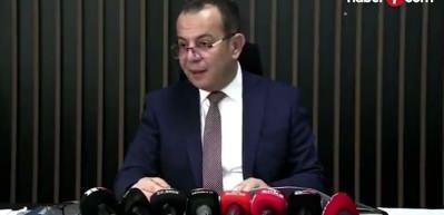 Tanju &Ouml;zcan, "Y&uuml;zde 1'le 10 vekil aldık" diyen SP'li &Uuml;mit &Ccedil;ebi'ye tepki g&ouml;sterdi
