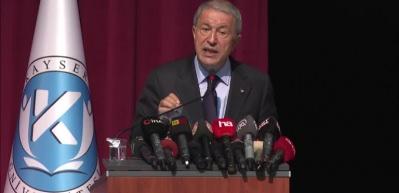  Bakan Akar sınır hattında 'tek hedefimiz ter&ouml;rle ter&ouml;ristle m&uuml;cadele' dedi...