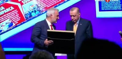 Cumhurbaşkanı Erdoğan'ın se&ccedil;im zaferini işaret ettiği o manşet ger&ccedil;ek oldu