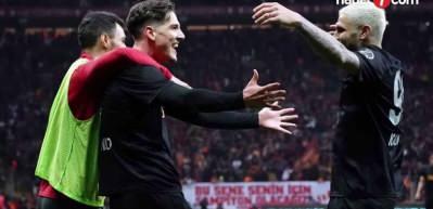 Galatasaray'ın yıldızı Nicolo Zaniolo Avrupa'da manşetleri s&uuml;sledi...