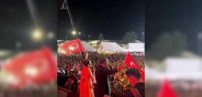  AK Partililere k&uuml;freden Mosso'yu konsere davet eden AK Partili o başkan tepki &ccedil;ekti
