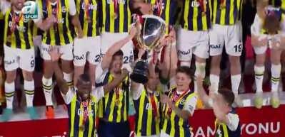 Fenerbah&ccedil;e'nin 9 yıllık kupa hasreti sona erdi!