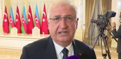 Milli Savunma Bakanı G&uuml;ler'den Azerbaycan Silahlı Kuvvetleri ile işbirliği a&ccedil;ıklaması