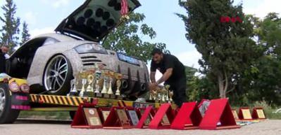 Modifiye otomobiliyle 3 yılda 55 madalya, 35 kupa kazandı