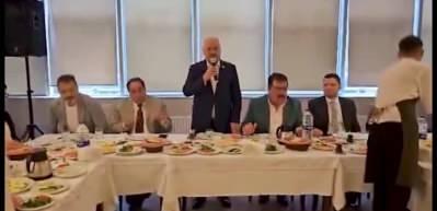 AK Parti MKYK &Uuml;yesi Do&ccedil;. Dr. Resul Kurt depremzedelere yardımda bulunan Samsunlu hayırseverlerle bir araya geldi!