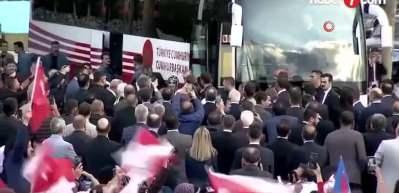 T&uuml;rkiye şahlanmaya devam ediyor!  Yapılan son ankette y&uuml;zde 99.6 oran &ccedil;ıktı herkes şaşırdı...