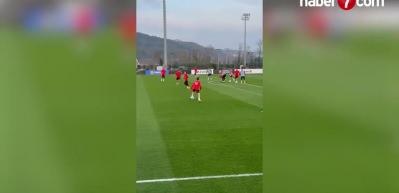 Umut Nayir, Adım Adım Fenerbah&ccedil;e'ye Yaklaşıyor!