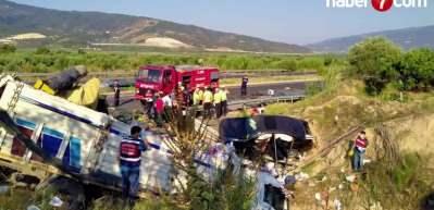 Aydın'da trafik kazası: 2 ölü, 4 yaralı