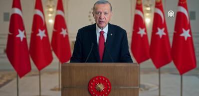 Cumhurbaşkanı Erdoğan deprem b&ouml;lgesine yapılan yatırımlar hakkında video mesaj paylaştı