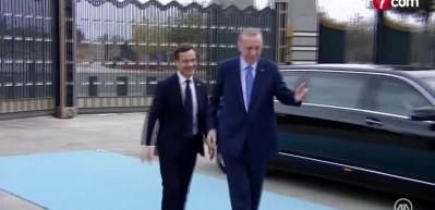 T&uuml;m d&uuml;nya NATO zirvesine kilitlendi! İsve&ccedil; Dışişleri Bakanı'nın T&uuml;rkiye a&ccedil;ıklaması dikkat &ccedil;ekti...