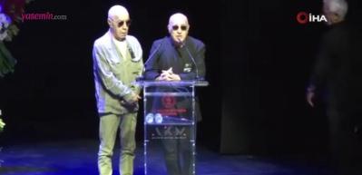 Mazhar Alanson ve Fuat G&uuml;ner'den 52 yıllık dostları &Ouml;zkan Uğur'a veda! "Nasıl da gittin &Ouml;zkanım..."