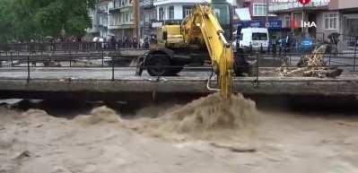 Ordu'da aşırı yağmur: Mahsur kalan 47 kişi kurtarıldı