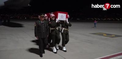 Pen&ccedil;e-Şimşek Harekatı b&ouml;lgesinde iki asker şehit oldu