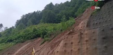 Son dakika: AFAD 30 ili peş peşe uyardı! Ankara-İstanbul istikameti trafiğe kapatıldı!
