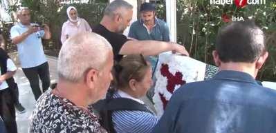 &Uuml;nl&uuml; sanat&ccedil;ı Tanju Tuncel ebediyete uğurlandı