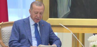 Cumhurbaşkanı Erdoğan'dan BAE'de a&ccedil;ıklamalar