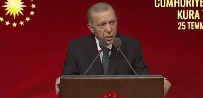 Cumhurbaşkanı Erdoğan FET&Ouml;'n&uuml;n darbe girişimini hatırlattı m&uuml;cadele devam edecek dedi...