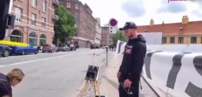 Danimarka'da Kur'an-ı Kerim'in yakılmasına izin vermek istemeyen kadına polisten şiddet!