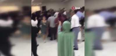 En mutlu g&uuml;nleri zehir oldu! D&uuml;ğ&uuml;nde sandalyeler havada u&ccedil;uştu...