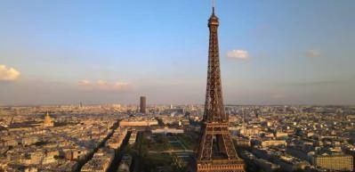 Paris'te rezalet; bir kadın toplu tecav&uuml;ze uğradı!
