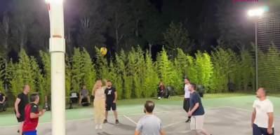 Sel&ccedil;uk Bayraktar'dan voleybol performansı! "Takım ruhu" diyerek paylaştı