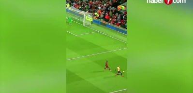 Beşiktaş'ın Pereyra'ya yaptığı transfer teklifi &ouml;ğrenildi