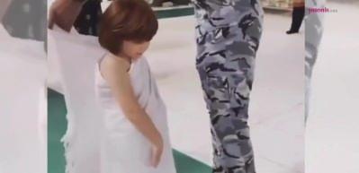 Mescid-i Haram'da ihrama giren minik hacı y&uuml;zleri g&uuml;l&uuml;msetti