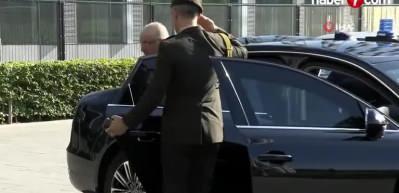 Milli Savunma Bakanı Yaşar G&uuml;ler'den Suriye a&ccedil;ıklaması