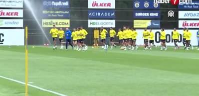 Fenerbah&ccedil;e, Avrupa'da tur i&ccedil;in sahaya &ccedil;ıkıyor