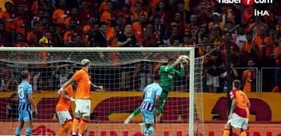 Galatasaray ligde ilk galibiyetini aldı