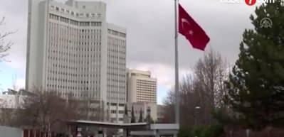 Kur'an-ı Kerim'e y&ouml;nelik saldırlar &uuml;zerine o iki &uuml;lkenin B&uuml;y&uuml;kel&ccedil;ileri bakanlığa &ccedil;ağrıldı...