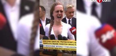Polonyalı siyaset&ccedil;iden ilgin&ccedil; protesto