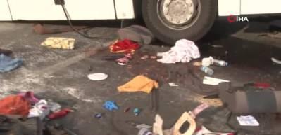 Denizli'de feci kaza! Ara&ccedil;lar şarampole u&ccedil;tu &ccedil;ok sayıda kişi hayatını kaybetti...