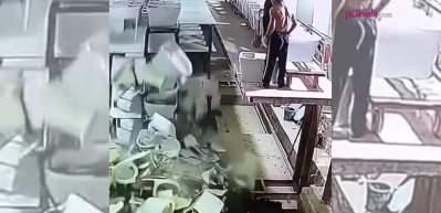 Her şey bir anda yerle bir oldu! İş&ccedil;iler neye uğradıklarını şaşırdılar