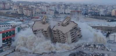 Milyonlarca liraya satılmıştı: 16 katlı rezidans yerle bir oldu!