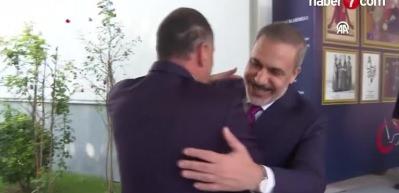 Fidan ve Yerapetritis'in g&ouml;r&uuml;şmesi: Yunan basınından "Zor bir tangonun başlangıcı" manşeti!